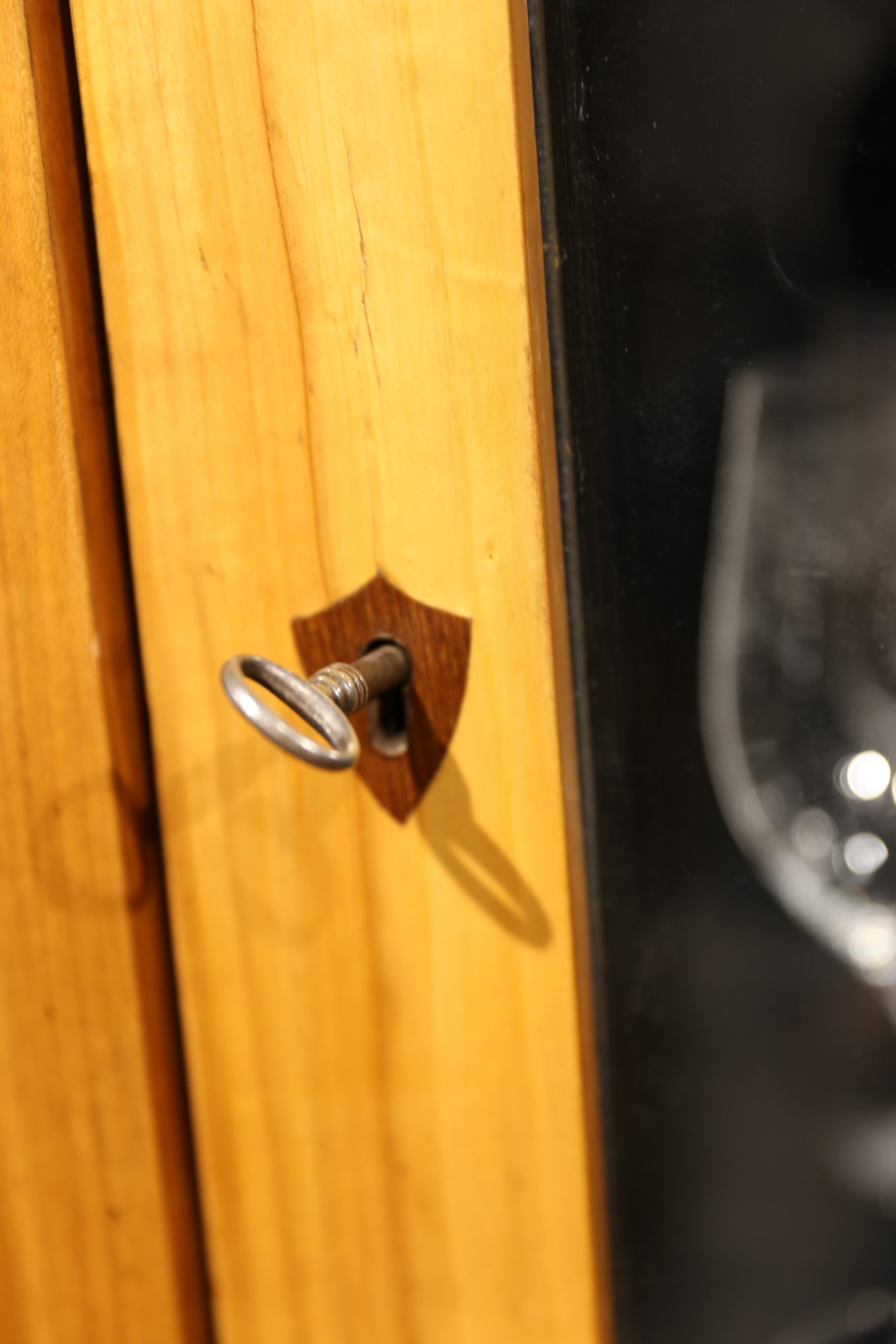 Vitrine Biedermeier Kirschbaum