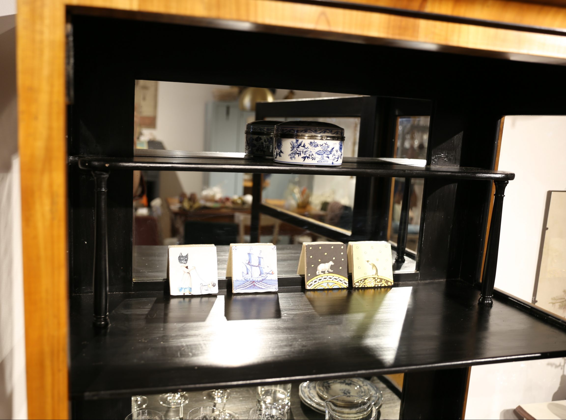 Vitrine Biedermeier Kirschbaum