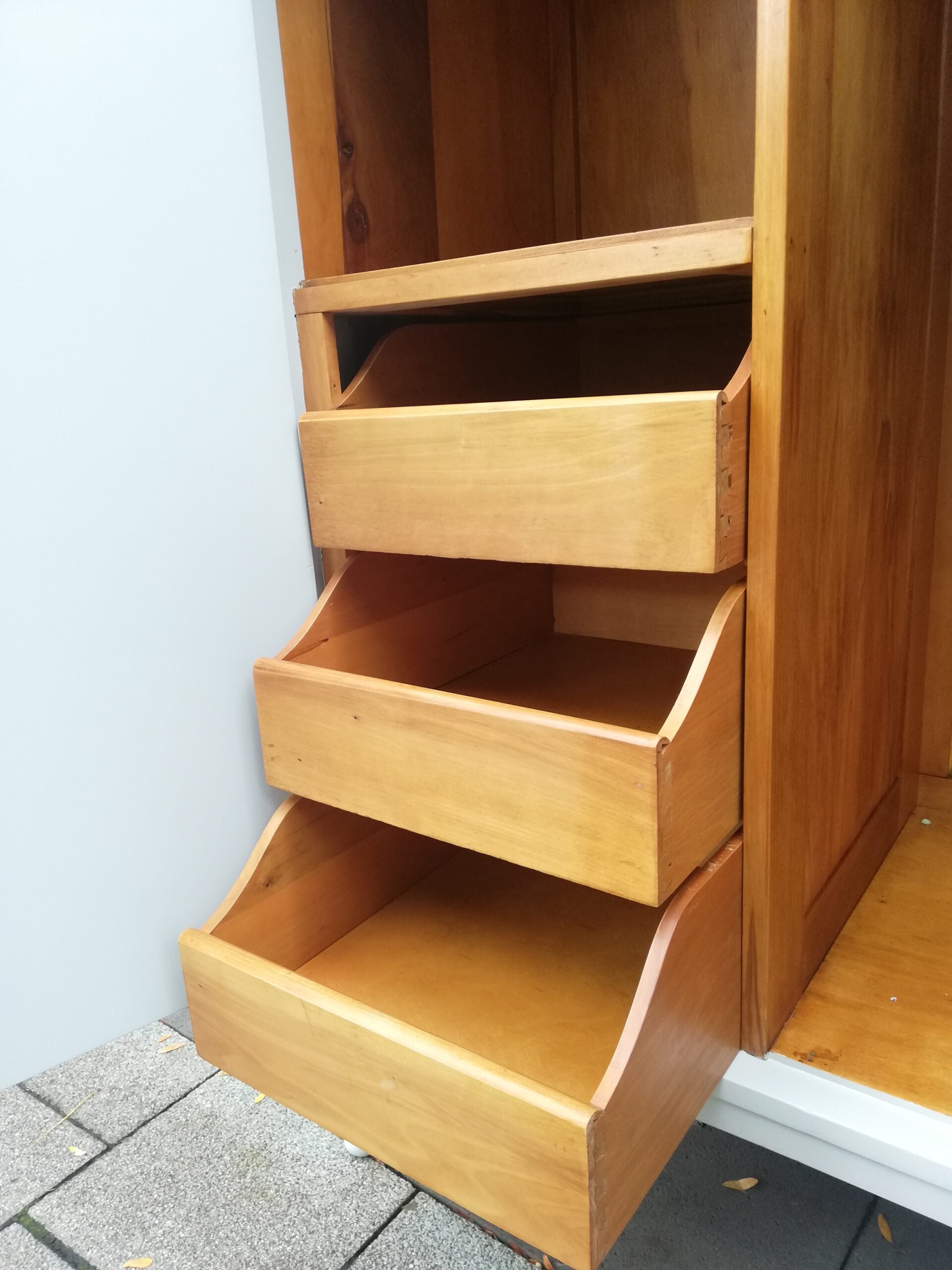 Mid Century Schrank