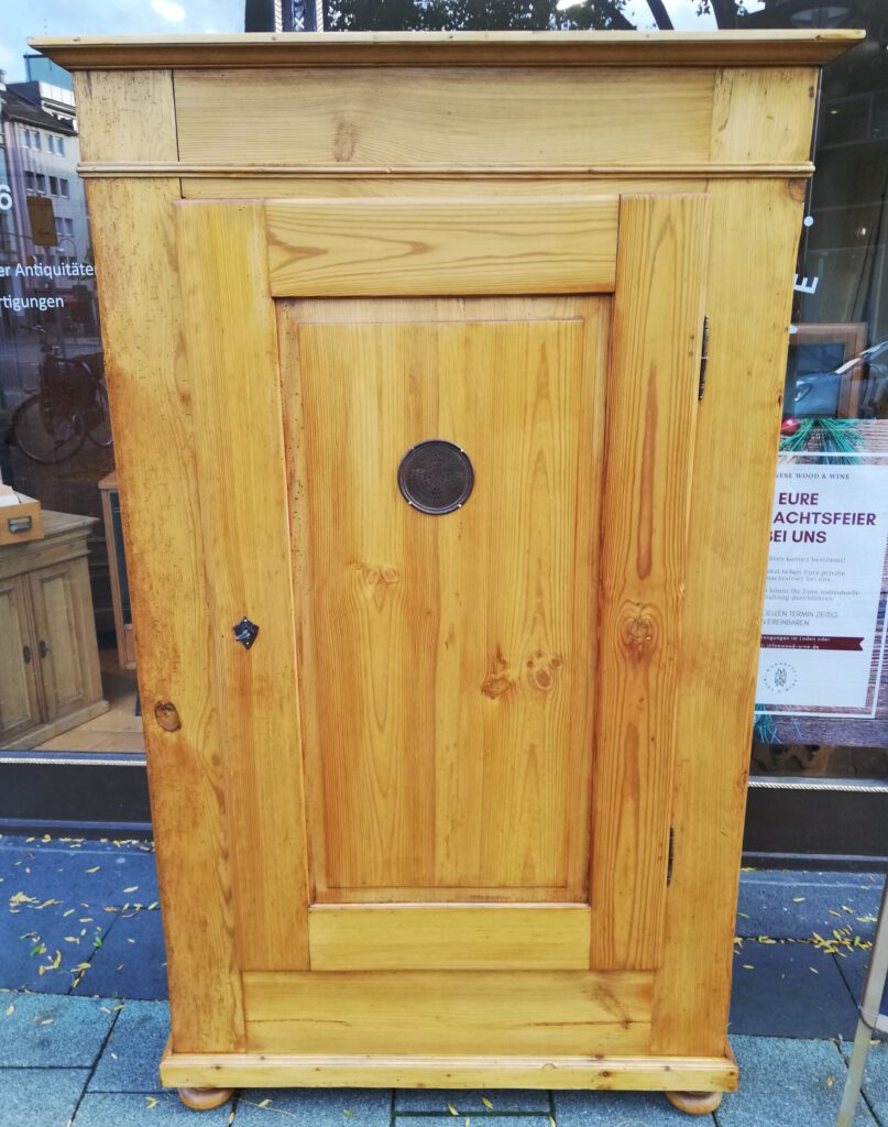 Biedermeier Weichholz Schrank | Antike Möbel Online-Shop Köln