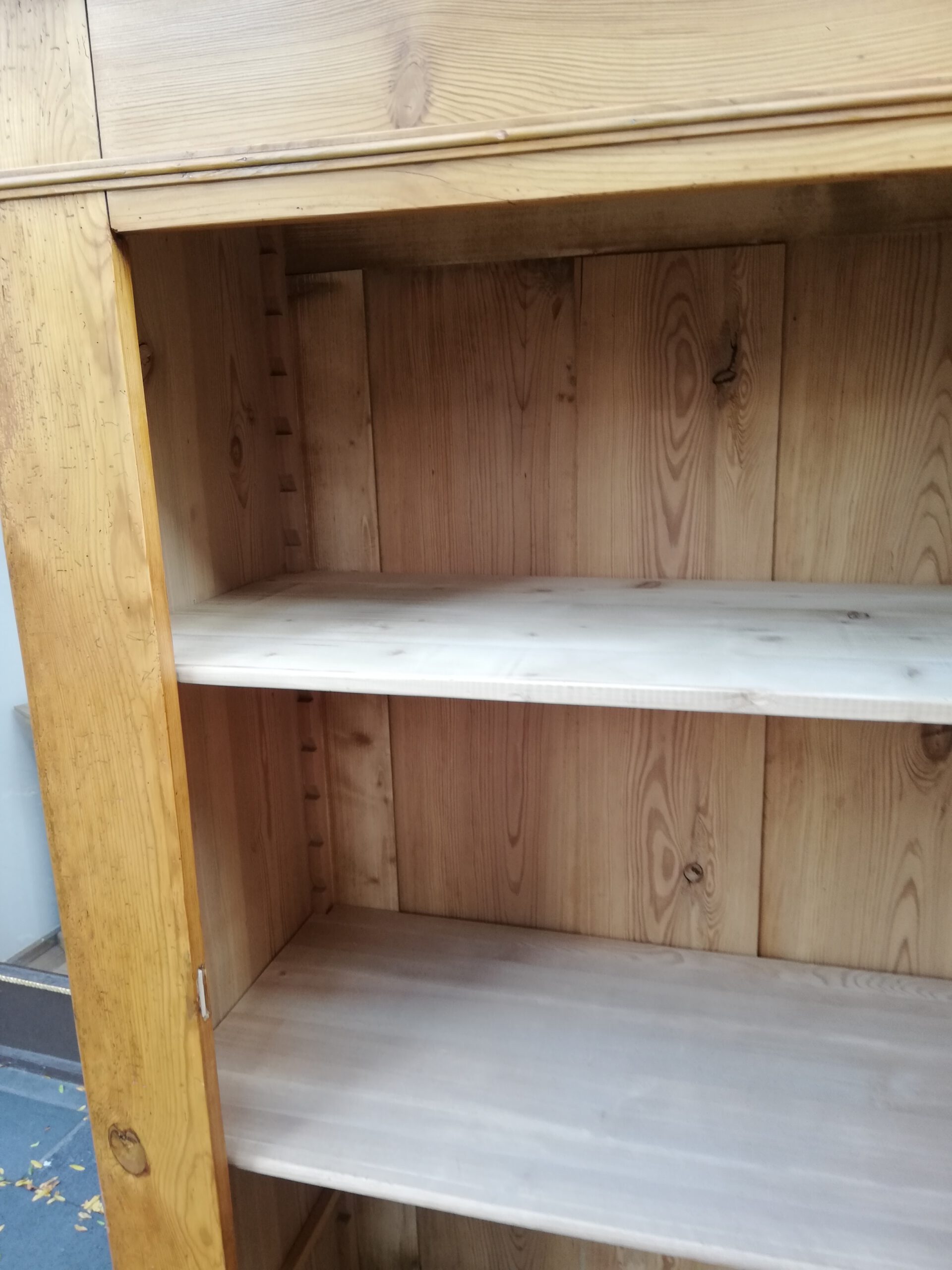 Biedermeier Weichholz Schrank