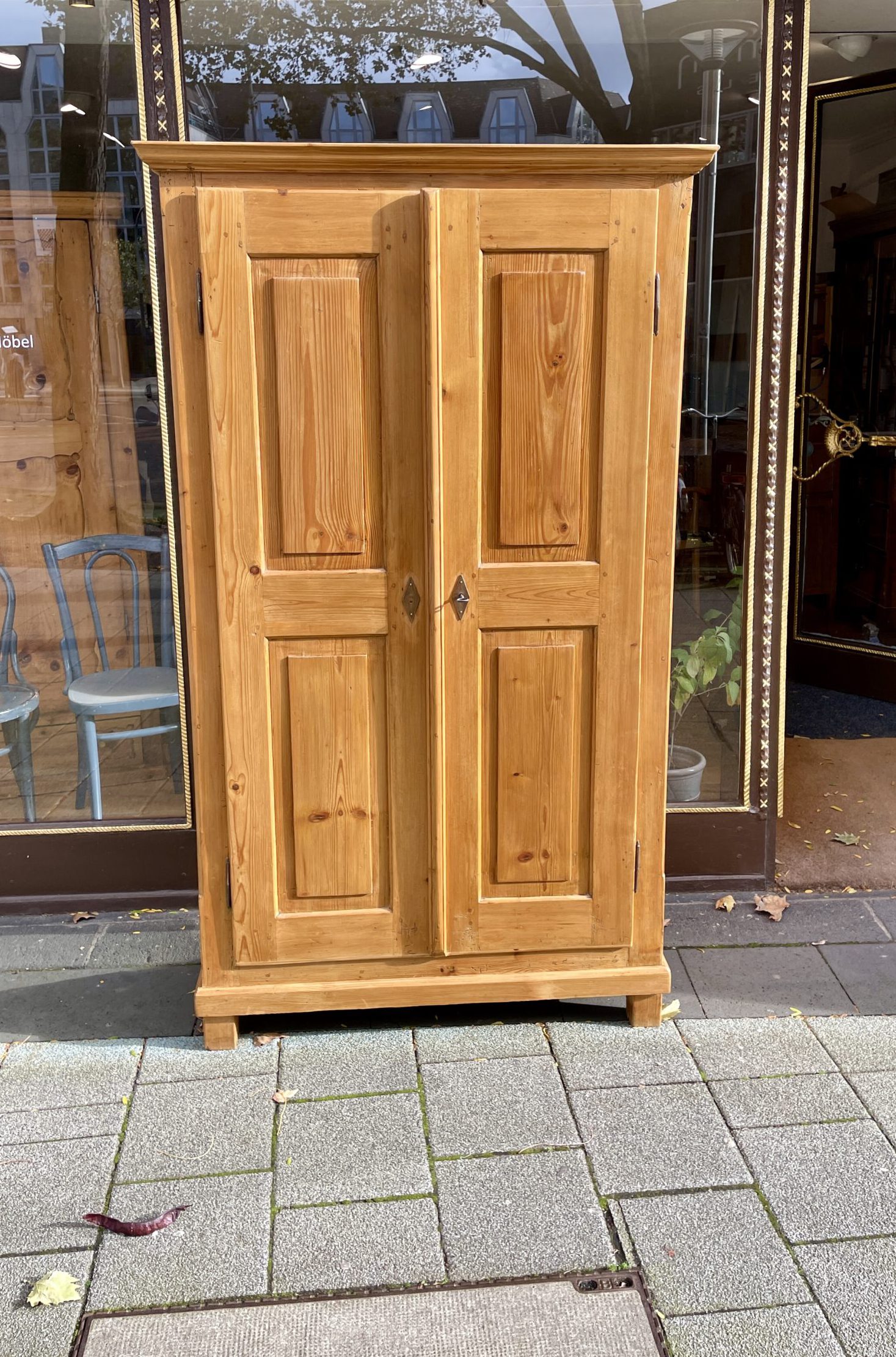 Weichholz Schrank Biedermeier