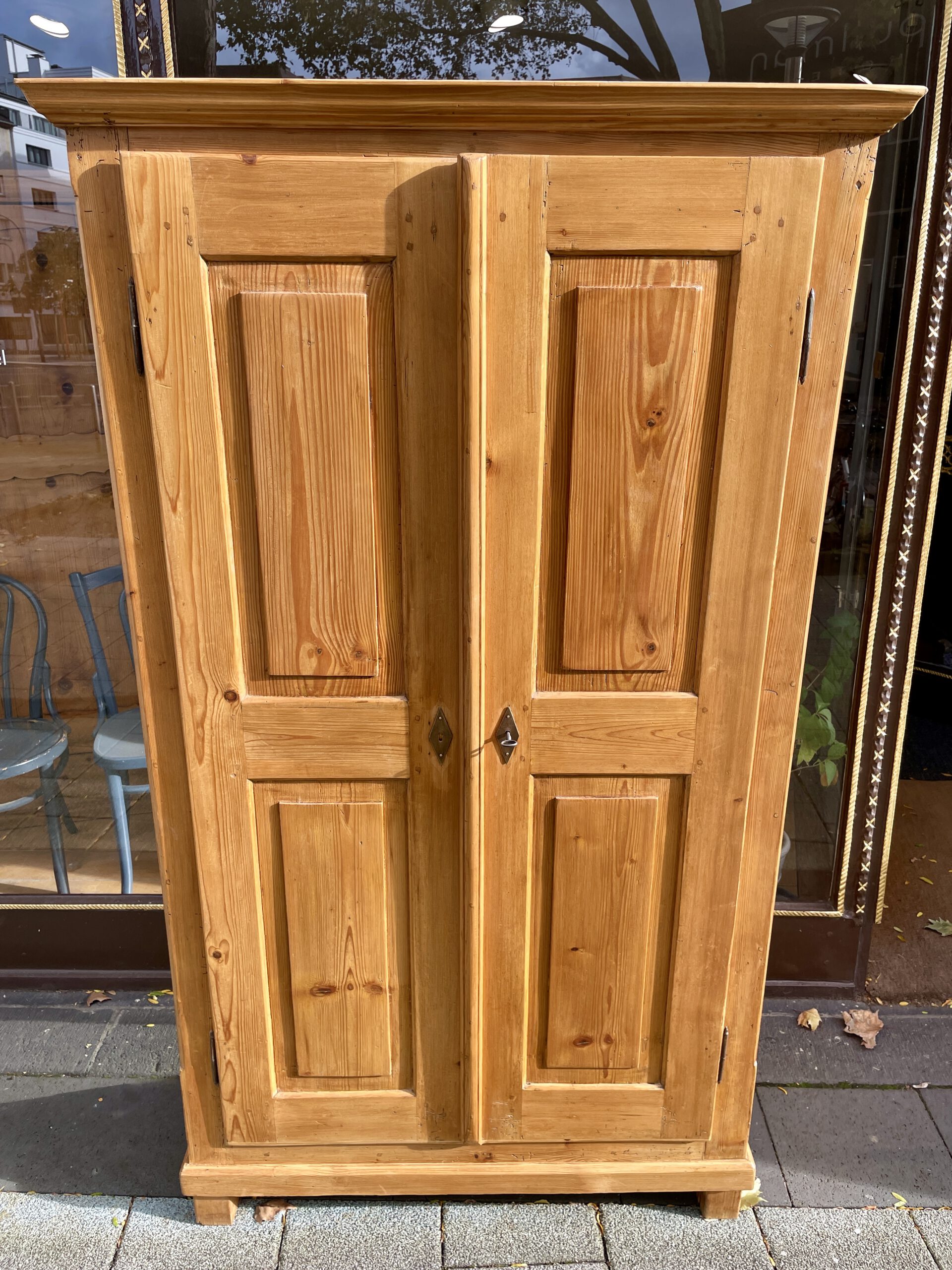 Weichholz Schrank Biedermeier